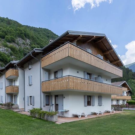 Residence Alessio Bezzecca Eksteriør billede