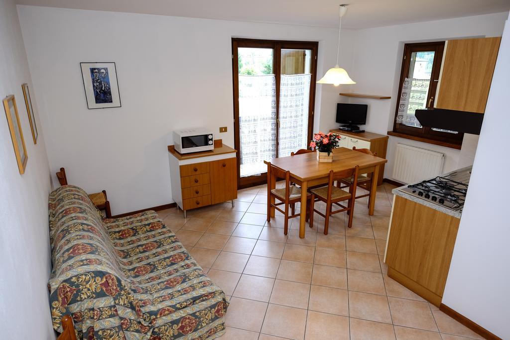 Residence Alessio Bezzecca Eksteriør billede